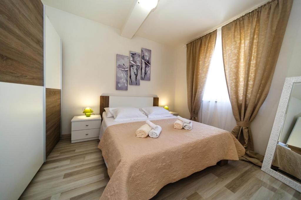 Apartments Leondori Krk Town Zewnętrze zdjęcie