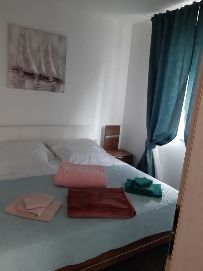 Apartments Leondori Krk Town Zewnętrze zdjęcie
