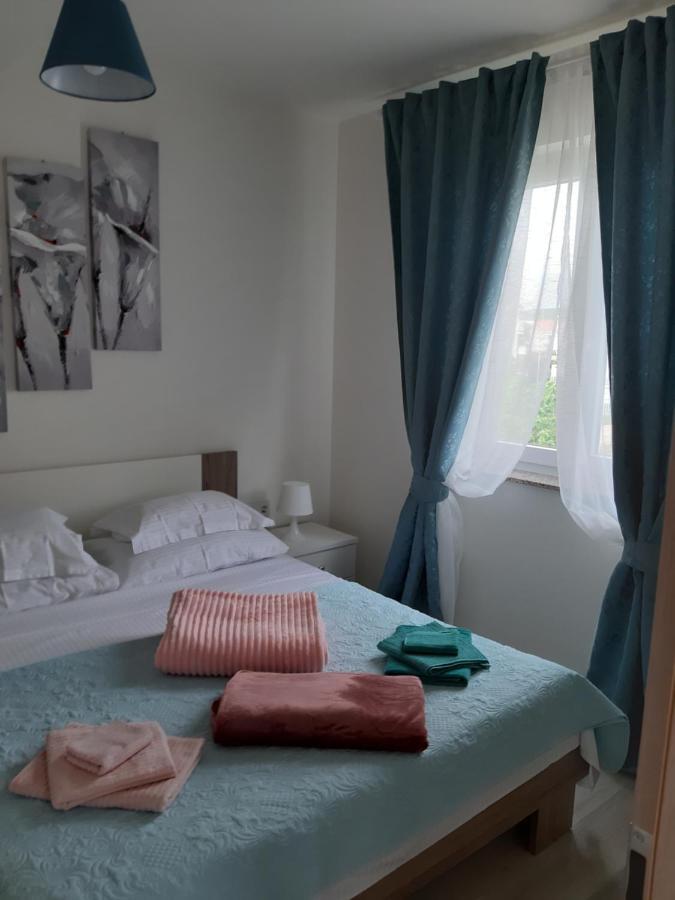 Apartments Leondori Krk Town Zewnętrze zdjęcie
